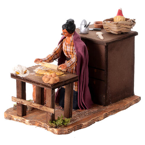 Kobieta wyrabiająca ciasto do szopki neapolitańskiej 10-12cm, 15x10x20 cm 4