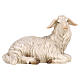 Mouton allongé tête vers droite statuette crèche 12 cm Heimatland bois peint Val Gardena s1