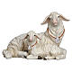 Pecora sdraiata con agnello 12 cm presepe Heimatland legno dipinto Val Gardena s1