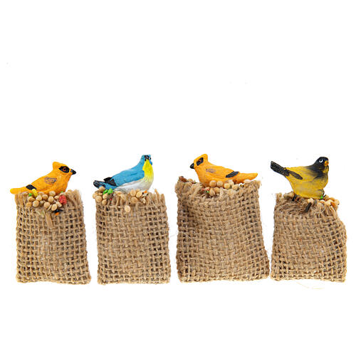Getreidesäcke und Vögelchen, 5x5x5 cm, für 12 cm Krippe 1