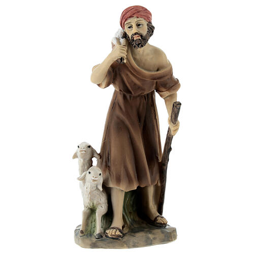 Pasterz z owcami i laską, żywica malowana, szopka wys. 12 cm 1