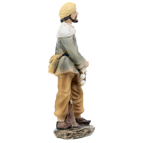 Shepherd with onion basket for Nativity Scene with 15 cm resin figurines 3