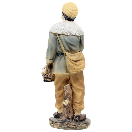 Pastore con cesto di cipolle resina colorata presepe h 15 cm 4