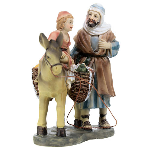 Pastor com menino em um burro resina colorida para presépio de 12 cm 3