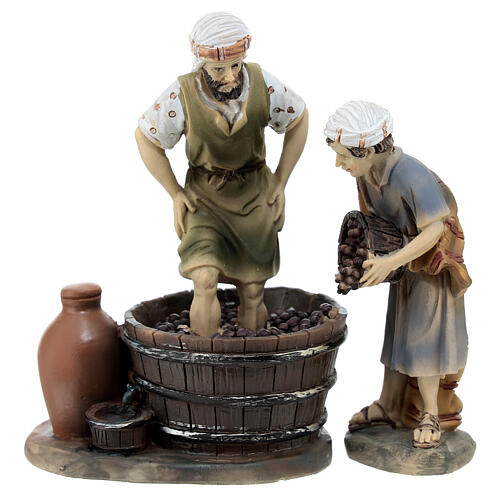 Colored resin grape harvesters nativity scene h 10 cm 1