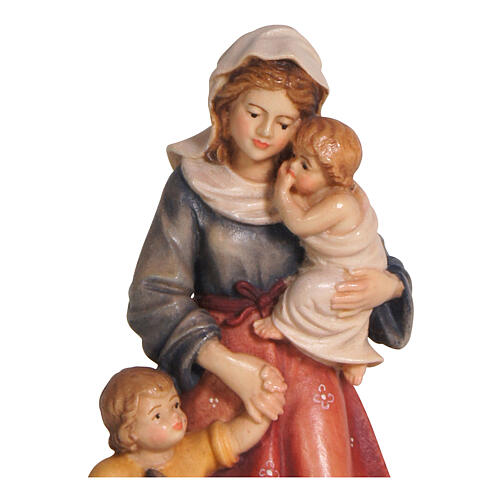 Woman with children, painted wood character for Val Gardena Mahlknecht Nativity Scene of 12 cm 2