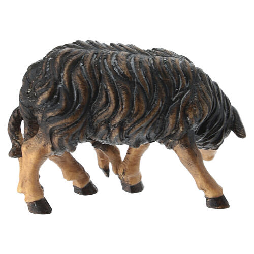 Black sheep eating with lamb, 9.5 cm Mahlknecht painted Val Gardena wood 4