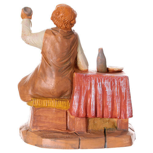 Cliente con mesa estatua pvc belén Fontanini 12 cm 4