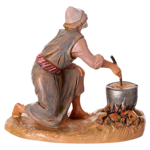 Pasterz gotujący, figurka Fontanini do szopki 12 cm, PVC, z garnkiem 3