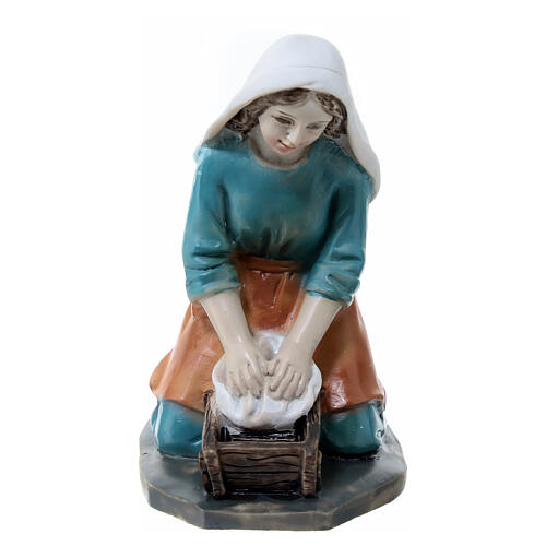Kneeling washerwoman nativity statue 11 cm painted resin 1