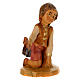 Bambino in ginocchio con giocattolo Fontanini h 12 cm s1