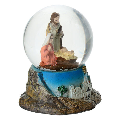 Snow globe with resin Nativity, 2.5x2 in 3