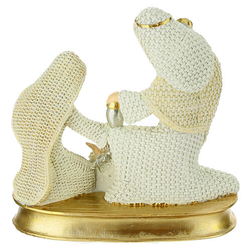 Holy Family with woven pattern, resin 4