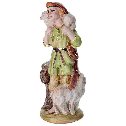 Pastore pecora spalle presepe 20 cm Dell'arte Ceramiche dipinto a mano 3