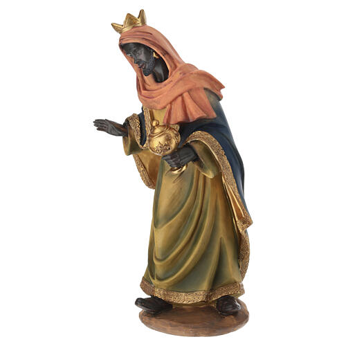 STOCK Rey Mago moreno de pie resina belén 40 cm 3