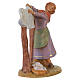 Mujer tendiendo ropa belén Fontanini 12 cm s2