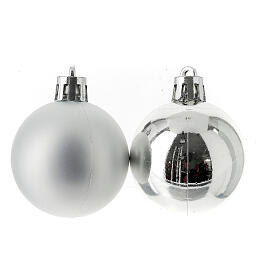 Christmas tree balls of silver recycled plastic, set of 26, 40 mm