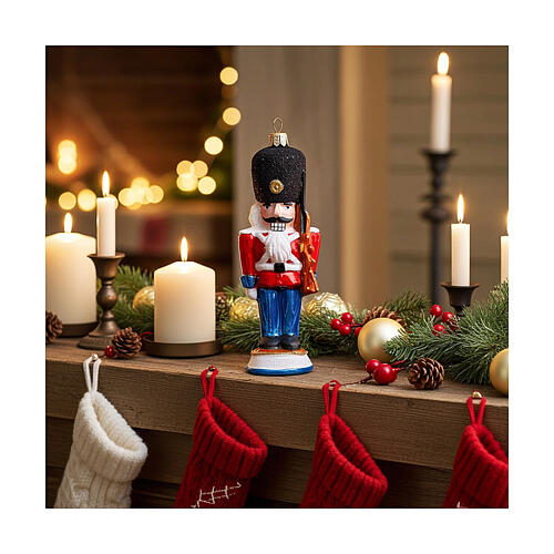 Nußknacker Dänemark, Weihnachtsbaumschmuck aus mundgeblasenem Glas, 13 cm Höhe 2