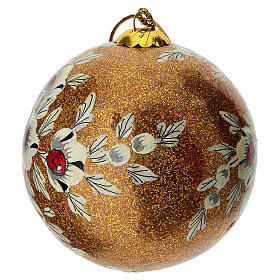 Weihnachtskugel „Margeriten auf glitzerndem goldfarbenem Grund“ aus recyceltem Papiermaché, handbemalt – Ø 7,6 cm