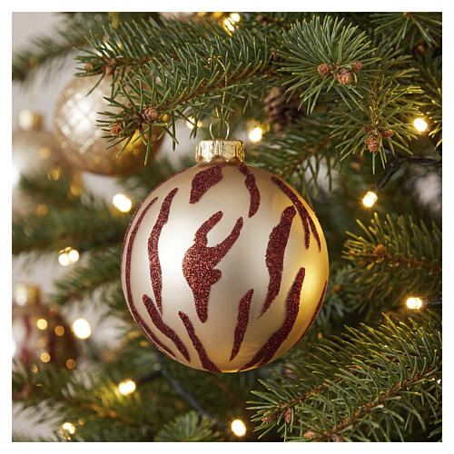 Weihnachtsbaumkugel aus Glas Elfenbein und Bordeaux mit Glitzerdetails Linie Safari 10 cm 2