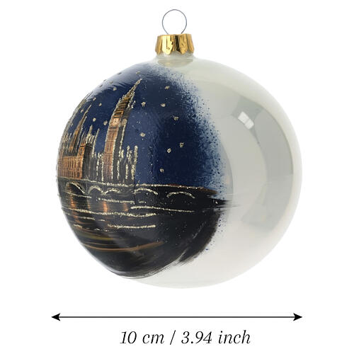 Boule de Noël en verre soufflé 100 mm bleu nuit avec cathédrale dorée et silhouette urbaine 3