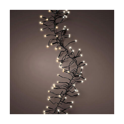 Cluster twinkle chain of 3000 warm white LED lights, 110 in 2