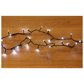 Battery-powered ligth chain of 300 cold white LEDs, indoor/outdoor, 15 m