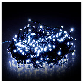 Battery-powered ligth chain of 300 cold white LEDs, indoor/outdoor, 15 m