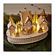 Carillón aldea movimiento madera FSC 100% LED blancos cálidos 12x22x15 cm s2