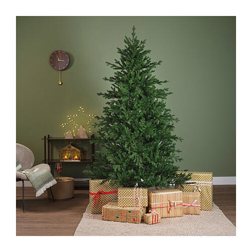 Greenhill Christmas tree, recycled materials, 83 in 2