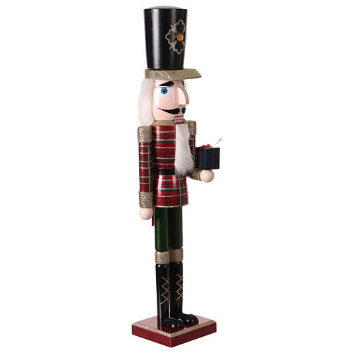 Checkered attire nutcracker with gift in 100% FSC pine wood, 30 in 7