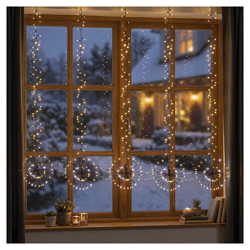Cascade lumineuse de Noël int/ext 5 sphères 480 LEDs 100 cm 2