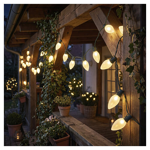 Catena luminosa Vintage XL int-est 100 LED oro tenue con effetto scintillante 20 m 2
