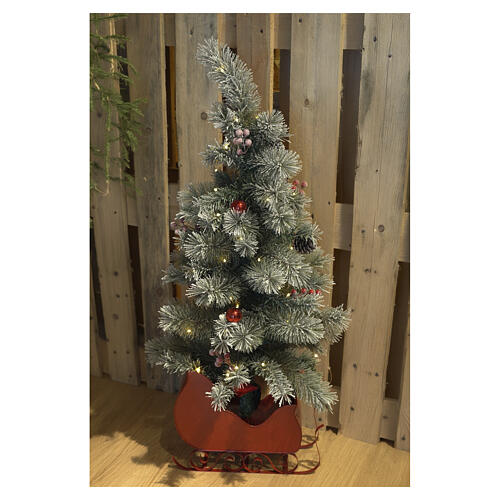 Albero innevato decorato con slitta rossa LED a batteria 110cm 1