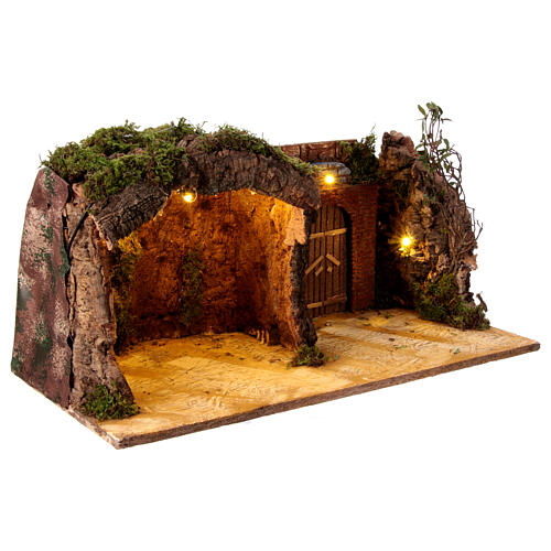 Otoczenie szopki neapolitańskiej 14-16 cm - stajenka z drzwiami i z mchem, 20x50x25 cm 3