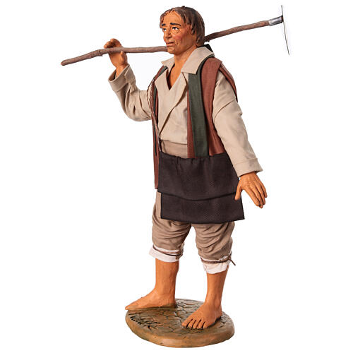Rolnik z motyką na ramieniu - figurka 30 cm, szopka neapolitańska 3