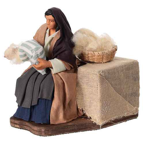 Frau mit Wolle in Bewegung, für 12 cm Krippe, Neapolitanische Krippe 2