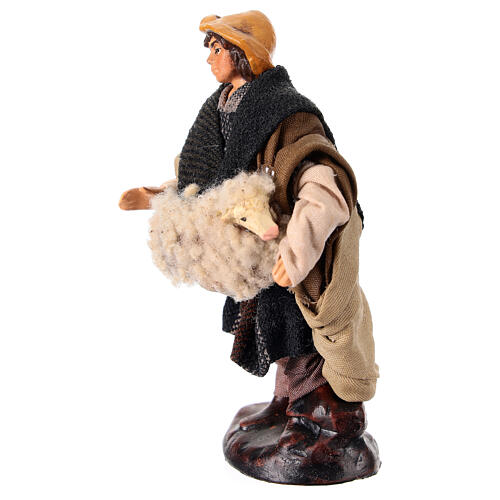 Shepherd with sheep under his arm for Neapolitan Nativity Scene, h 10 cm, terracotta and fabric 2