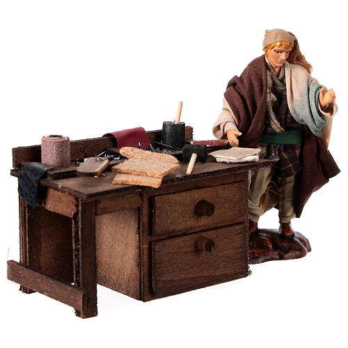 Cobbler with workstation h 12 cm terracotta Neapolitan nativity scene 3