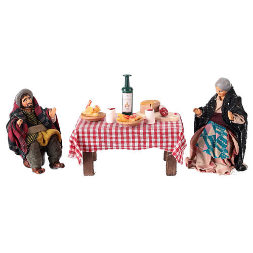 Table full of food with 8 cm terracotta figurines, Neapolitan Nativity Scene 1