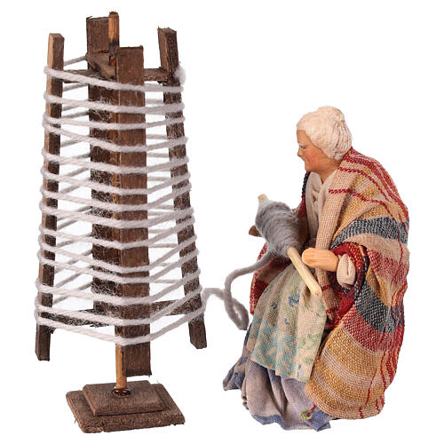 Old lady spinning wool, 12 cm spindle, for Neapolitan Nativity Scene 1