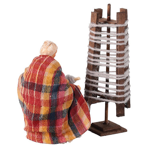 Donna filalana con fuso 12 cm presepe napoletano 4