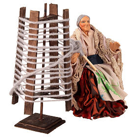 Figurine of woman spinning wool with 13 cm spindle for Neapolitan Nativity Scene