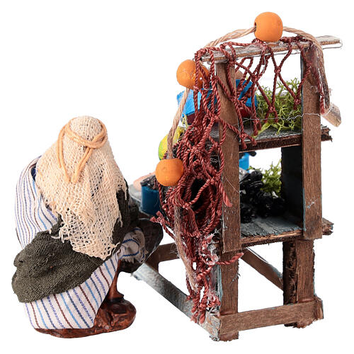 Marktstand mit Fisch und Verkäufer, Krippenfigur, Terrakotta, neapolitanische Krippe, für 6 cm Krippe 4