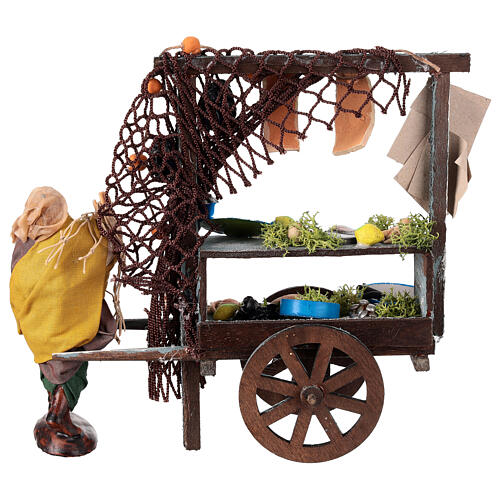 Fishmonger with wooden cart for 12 cm Neapolitan Nativity Scene 4