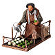 Agricultor regando a horta movimento presépio napolitano 30 cm s3