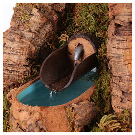 Brunnen mit Wasserstrahl, Holz/Kork – für 10–12-cm-Krippe, 20×15×20 cm