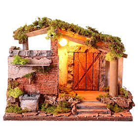 Stable with porch and fountain, 25x30x20 cm, for 10-12 cm figurines of Neapolitan Nativity Scene