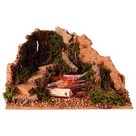 Landschaft mit Feuerstelle, Flackerlichteffekt – 10 × 20 × 12 cm, geeignet für eine 8 cm Krippe, neapolitanischer Stil