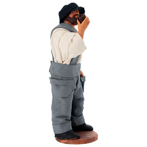 Uomo con pipa e mano in tasca presepe napoletano da 13 cm 3